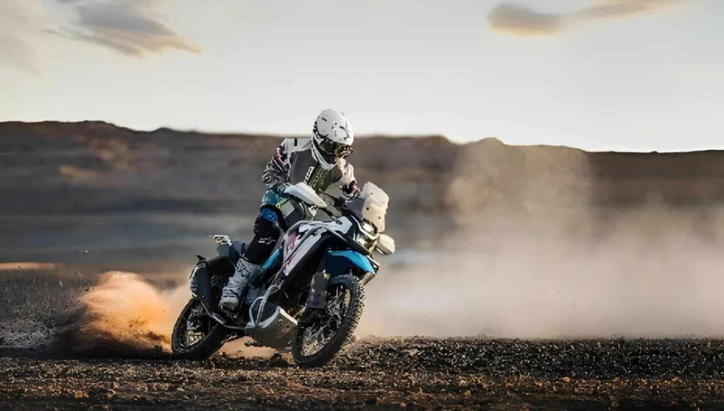 CFMoto 450MT