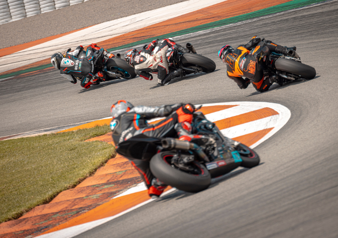 BMW Motorrad RR Iberia Cup 2025: Inicio de la Tercera Edición con Seis Citas en España y Portugal