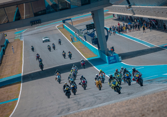 BMW Motorrad RR Iberia Cup 2025: Inicio de la Tercera Edición con Seis Citas en España y Portugal